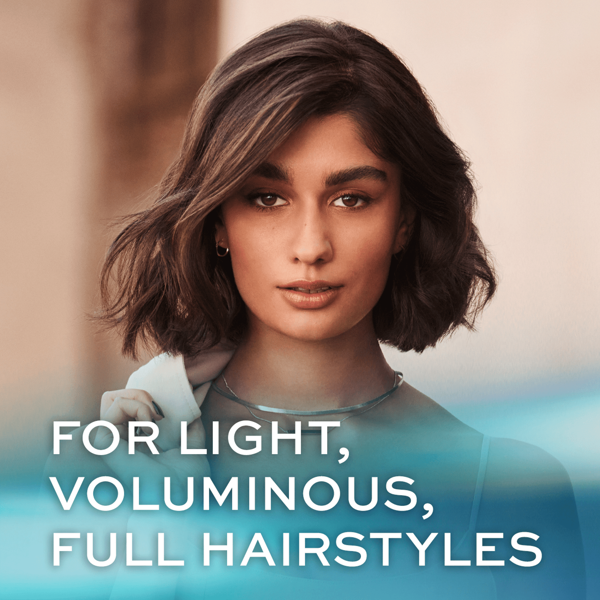 John Frieda Luxurious Volume Touchably Full Shampoo 250Ml