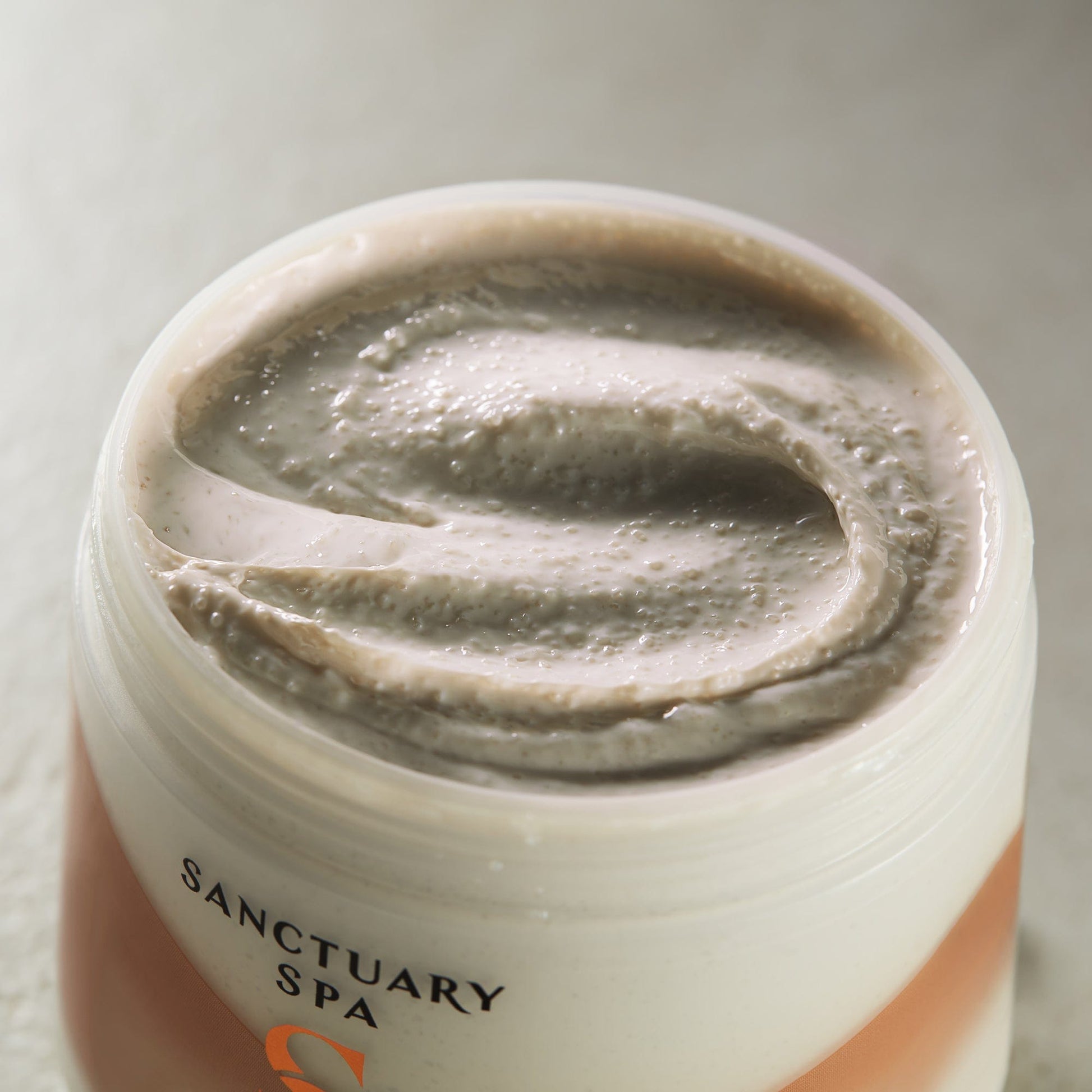 Sanctuary Spa Signature Collection Hot Sugar Scrub 300ml